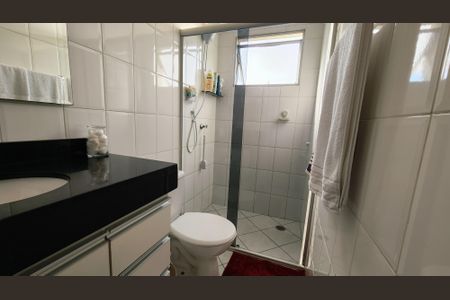 Apartamento à venda com 63m², 2 quartos e 1 vaga Apartamento à venda com 63m², 2 quartos e 1 vagaBanheiro da Suíte