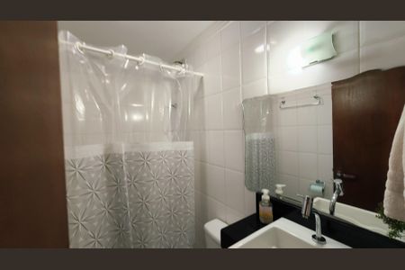 Apartamento à venda com 63m², 2 quartos e 1 vaga Apartamento à venda com 63m², 2 quartos e 1 vagaBanheiro Social