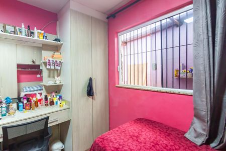 Casa à venda com 121m², 2 quartos e 2 vagasQuarto 1