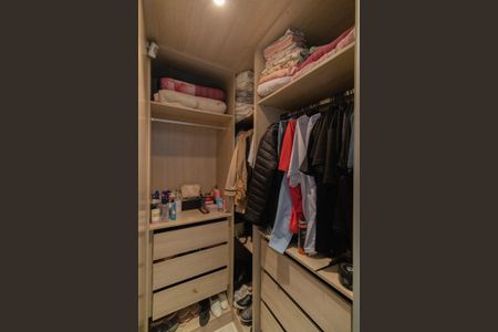 Apartamento à venda com 53m², 2 quartos e 1 vagaCloset Quarto 1