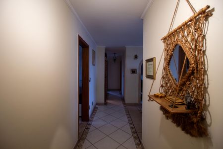 Apartamento à venda com 93m², 2 quartos e 2 vagasCorredor