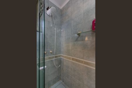 Casa à venda com 220m², 3 quartos e 2 vagas Casa à venda com 220m², 3 quartos e 2 vagasBanheiro da Suíte