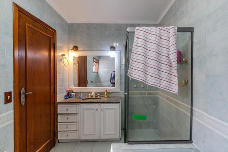 Casa à venda com 220m², 3 quartos e 2 vagas Casa à venda com 220m², 3 quartos e 2 vagasBanheiro da Suíte