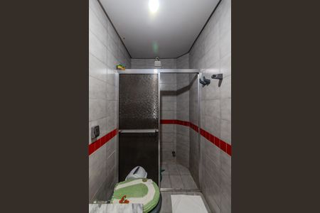 Casa à venda com 220m², 3 quartos e 2 vagas Casa à venda com 220m², 3 quartos e 2 vagasBanheiro de serviço