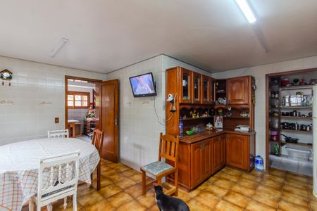 Casa à venda com 220m², 3 quartos e 2 vagas Casa à venda com 220m², 3 quartos e 2 vagasCozinha