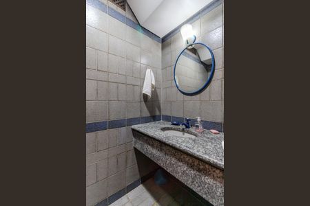 Casa à venda com 220m², 3 quartos e 2 vagas Casa à venda com 220m², 3 quartos e 2 vagasLavabo