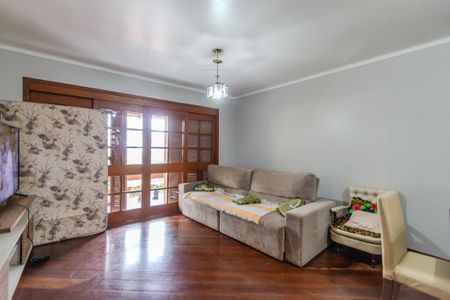 Sala de casa à venda com 3 quartos, 220m² em Medianeira, Porto Alegre
