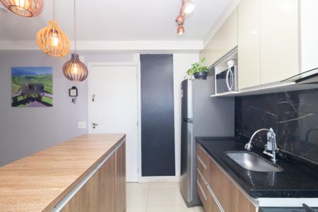 Apartamento à venda com 40m², 2 quartos e sem vaga Apartamento à venda com 40m², 2 quartos e sem vagaCozinha e Área de Serviço