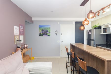 Sala de apartamento à venda com 2 quartos, 40m² em Itaquera, São Paulo