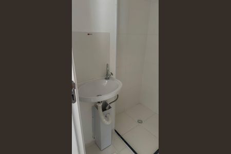 Banheiro de apartamento para alugar com 2 quartos, 26m² em Vila Ema, São Paulo
