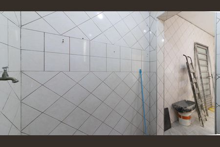 Banheiro de casa para alugar com 1 quarto, 45m² em Vila Silvia, São Paulo