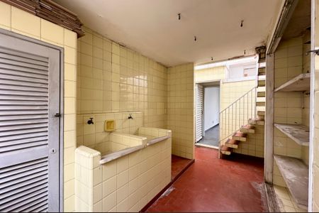 Apartamento para alugar com 142m², 3 quartos e 1 vagaÁrea de Serviço 2