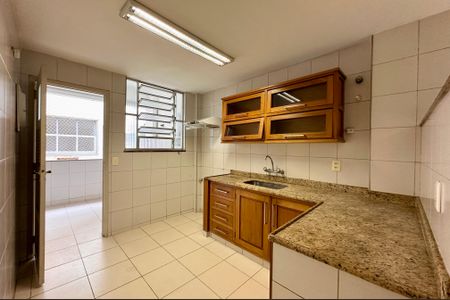 Apartamento para alugar com 142m², 3 quartos e 1 vagaCozinha