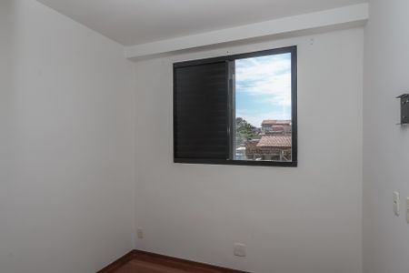 Quarto 2 de apartamento à venda com 3 quartos, 80m² em Floramar, Belo Horizonte