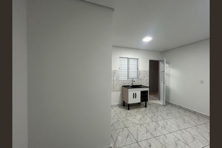 Quarto/ Cozinha de casa de condomínio para alugar com 1 quarto, 30m² em Vila Nina, São Paulo