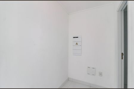 Apartamento à venda com 134m², 3 quartos e 2 vagas Apartamento à venda com 134m², 3 quartos e 2 vagasQuarto de Serviço