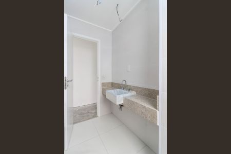 Apartamento à venda com 134m², 3 quartos e 2 vagas Apartamento à venda com 134m², 3 quartos e 2 vagasBanheiro da Suíte