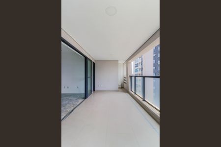 Varanda de apartamento à venda com 3 quartos, 134m² em Chácara Santo Antônio (zona Sul), São Paulo