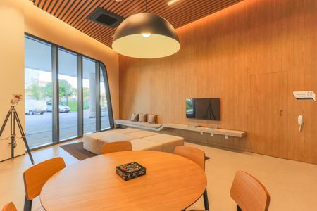 Apartamento à venda com 134m², 3 quartos e 2 vagas Apartamento à venda com 134m², 3 quartos e 2 vagasÁrea comum - Salão de Jogos