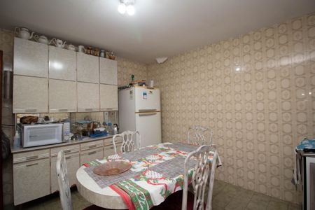 Casa à venda com 530m², 4 quartos e 5 vagasCozinha