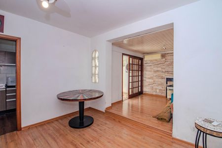 Sala de apartamento à venda com 1 quarto, 40m² em Petrópolis, Porto Alegre