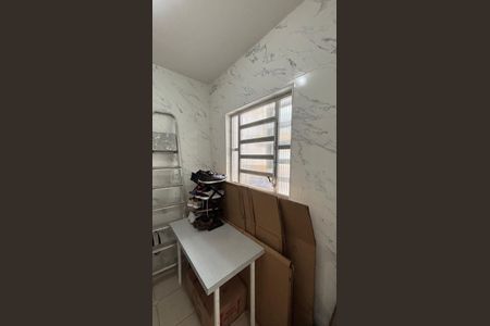 Casa à venda com 145m², 3 quartos e 2 vagas Casa à venda com 145m², 3 quartos e 2 vagasArea de Serviço - Despensa