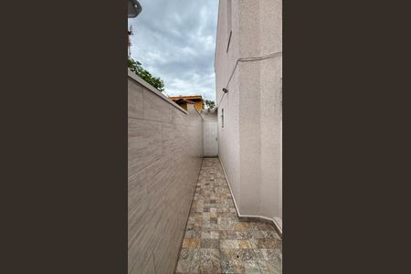 Casa à venda com 145m², 3 quartos e 2 vagas Casa à venda com 145m², 3 quartos e 2 vagasQuintal - area de Serviço