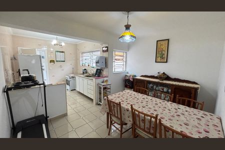 Casa à venda com 145m², 3 quartos e 2 vagas Casa à venda com 145m², 3 quartos e 2 vagasSala de Jantar - cozinha