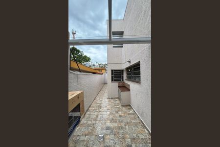 Casa à venda com 145m², 3 quartos e 2 vagas Casa à venda com 145m², 3 quartos e 2 vagasQuintal