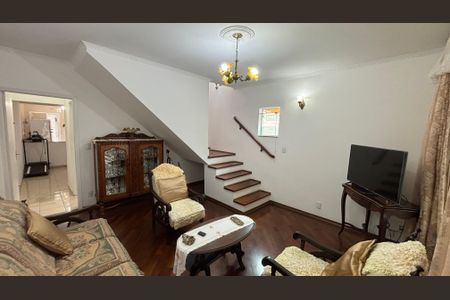 Sala  de casa à venda com 3 quartos, 145m² em Vila Pires, Santo André