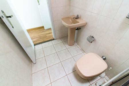 Casa para alugar com 110m², 2 quartos e 3 vagas Casa para alugar com 110m², 2 quartos e 3 vagasBanheiro da Suíte