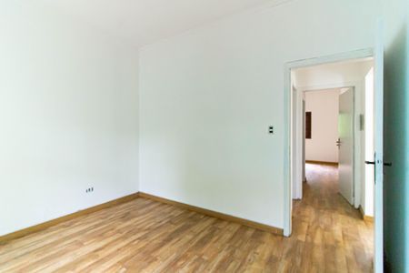 Casa para alugar com 110m², 2 quartos e 3 vagas Casa para alugar com 110m², 2 quartos e 3 vagasQuarto