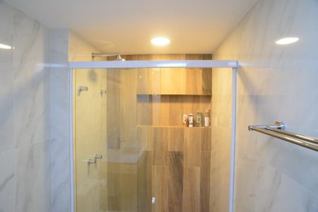 Apartamento para alugar com 54m², 1 quarto e 1 vaga Apartamento para alugar com 54m², 1 quarto e 1 vagaBanheiro Social