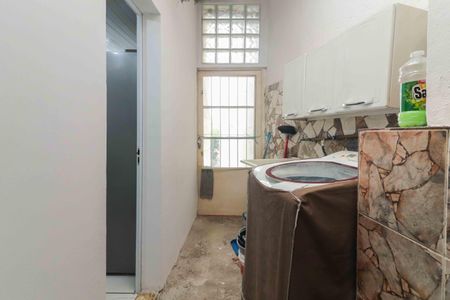 Casa à venda com 65m², 3 quartos e 1 vagaLavanderia