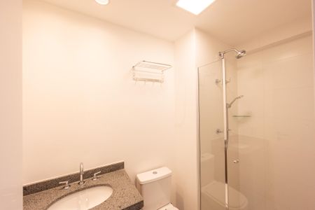 Studio para alugar com 19m², 1 quarto e sem vaga Studio para alugar com 19m², 1 quarto e sem vagaBanheiro Social