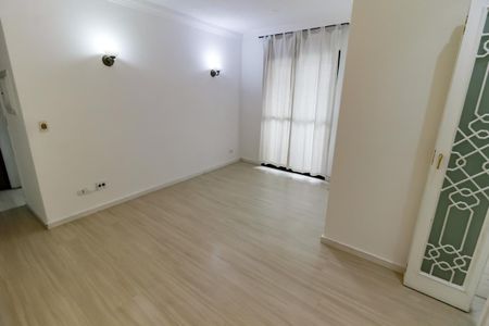 Sala de apartamento à venda com 3 quartos, 65m² em Vila Progredior, São Paulo