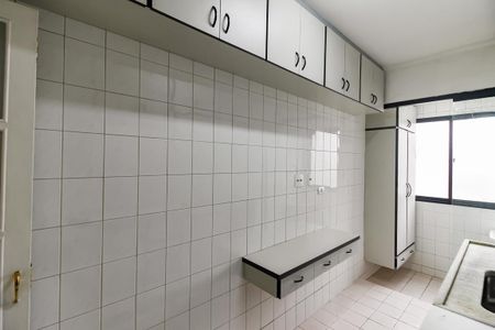 Apartamento à venda com 65m², 3 quartos e 2 vagasCozinha - Armários