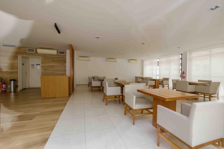 Apartamento para alugar com 169m², 3 quartos e 2 vagas Apartamento para alugar com 169m², 3 quartos e 2 vagasÁrea comum