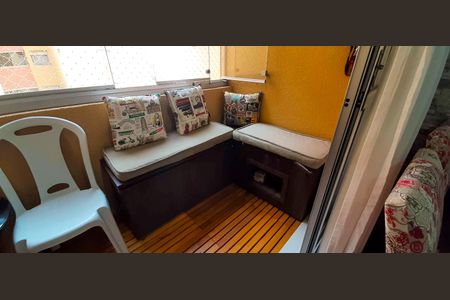 Sacada de apartamento à venda com 2 quartos, 65m² em Jaguaribe, Osasco