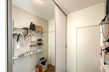 Apartamento à venda com 75m², 2 quartos e 1 vagaQuarto 3