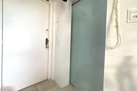 Apartamento à venda com 75m², 2 quartos e 1 vagaÁrea de Serviço