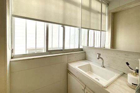 Apartamento à venda com 75m², 2 quartos e 1 vagaBanheiro da Suíte 1