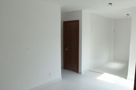 sala de apartamento para alugar com 2 quartos, 36m² em Jardim Alvorada, Nova Iguaçu