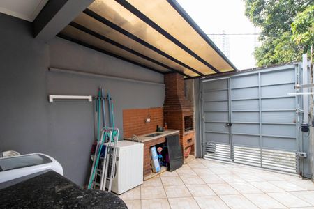 Casa à venda com 77m², 2 quartos e 2 vagas Casa à venda com 77m², 2 quartos e 2 vagasGaragm