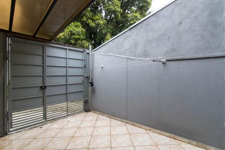 Casa à venda com 77m², 2 quartos e 2 vagas Casa à venda com 77m², 2 quartos e 2 vagasGaragem
