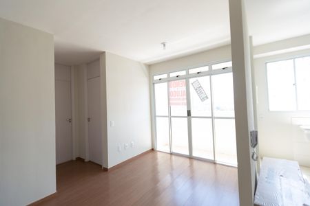 sala de apartamento à venda com 2 quartos, 55m² em Jardim Riacho das Pedras, Contagem