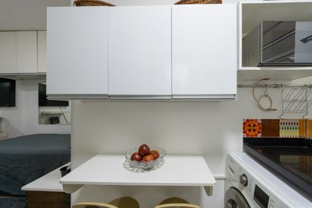 Cozinha de kitnet/studio para alugar com 1 quarto, 22m² em Mirandópolis, São Paulo