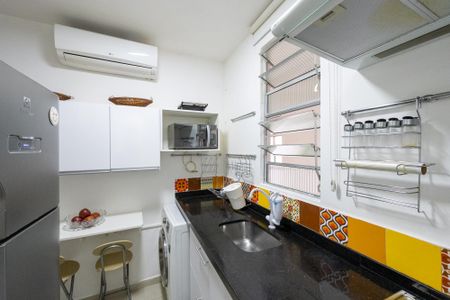 Cozinha de kitnet/studio para alugar com 1 quarto, 22m² em Mirandópolis, São Paulo