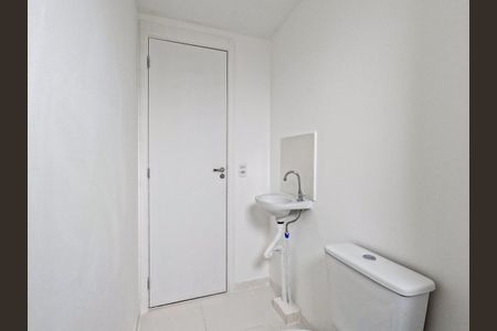 Apartamento à venda com 35m², 2 quartos e sem vagaBanheiro