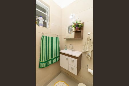 Casa à venda com 249m², 3 quartos e 6 vagasBanheiro Social